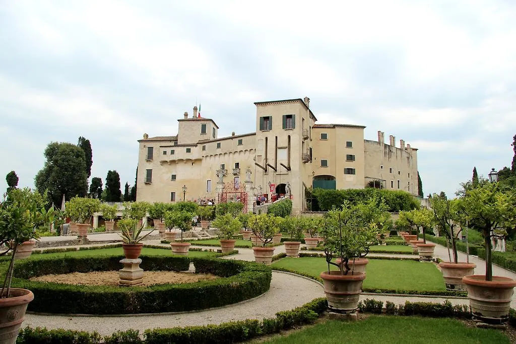Fattoria Grimana Villa Montegalda 0*,  Italy